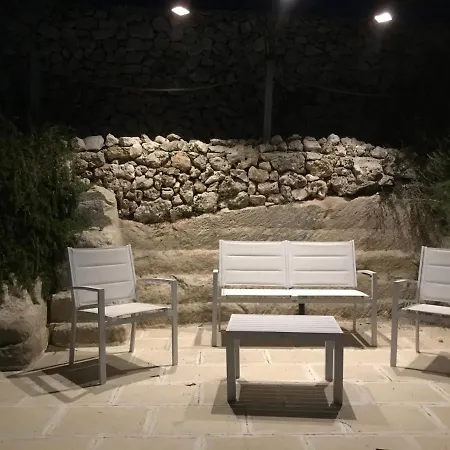 Oda ve Kahvaltı Masseria Gelsi 4*